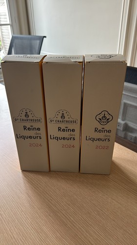 Chartreuse reines des liqueurs - reines,