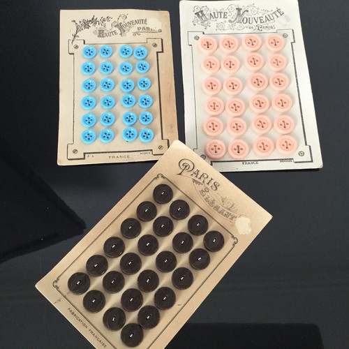 Lot boutons anciens verre - boutons,