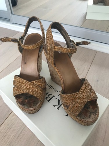 Sandales compensées beige