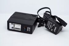 Flash Universel SUNPAK Auto 24 Standard Hotshoe Canon/Nikon/Pentax + Chargeur