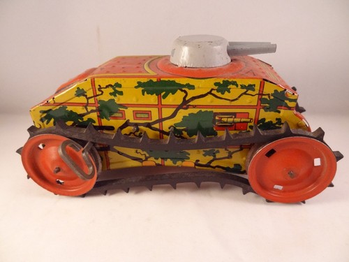 Ancien jouet mécanique - , tank