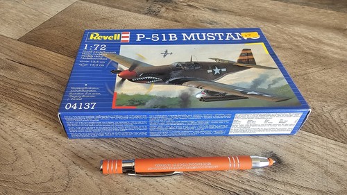 Maquette avion revell p - maquette, 1/72