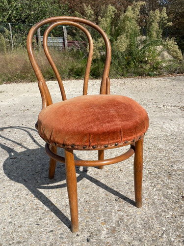 Chaise basse 1900 - , en
