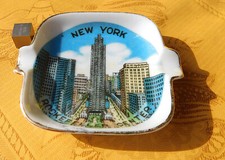 Très beau et rare cendrier ROCKEFELLER CENTER -NEW YORK - vintage 1950 / 1960