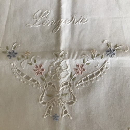 Ancienne pochette lingerie - pochette,