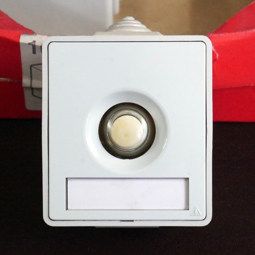 Bouton poussoir avec - bouton,