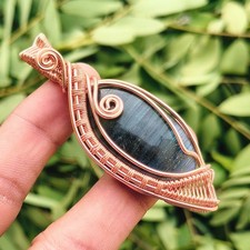 Pendentif créateur en fil de