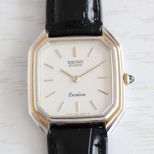 Montre quartz pour femme - à,