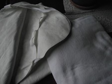 / ?LOT 2  PLATEAUX PROTEGE MATELAS ? /