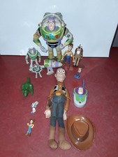 lot  TOY STORY  DISNEY/PIXAR et autres buzz l eclair