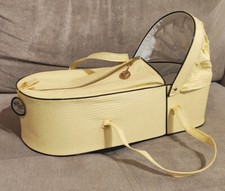 Couffin pour poupée vintage