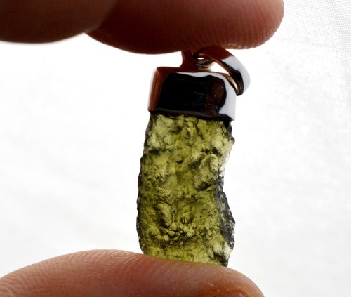 Moldavite carats - 12,