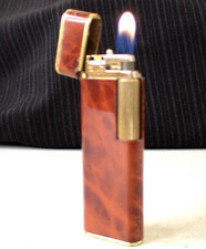 Briquet ancien @ Myon