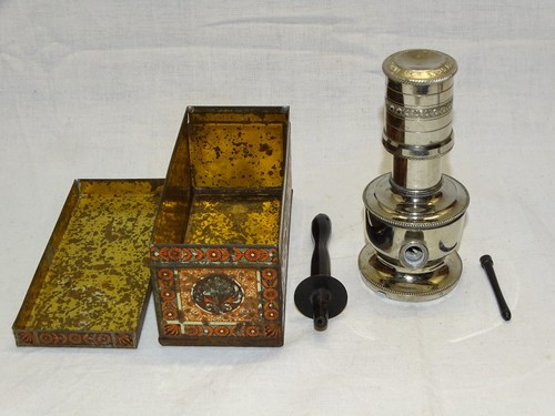 Ancien injecteur irrigateur - injecteur,