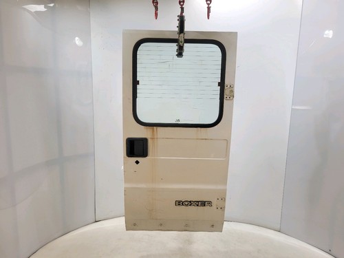 Porte battante arrière droite