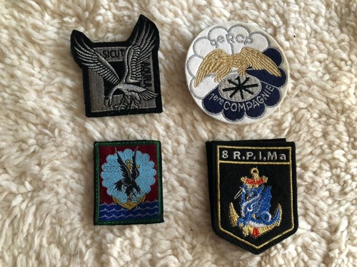 Lot patchs militaires - 4,