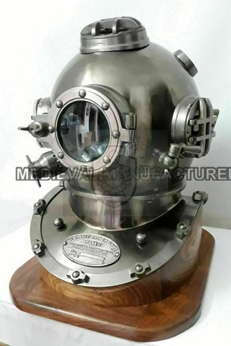 Casque plongée laiton - en,