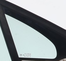 Custode avant droit (porte) PEUGEOT 208 1 PHASE 2 9801475980