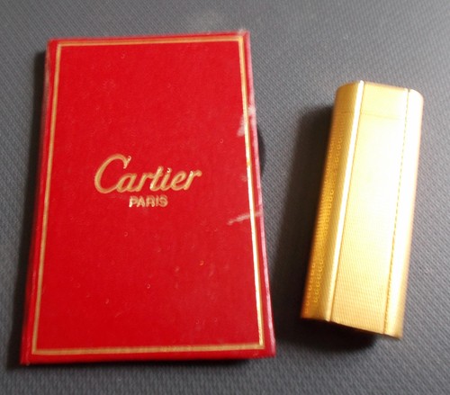Briquet must cartier - briquet,