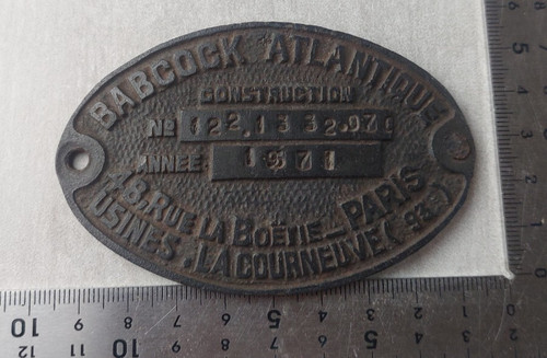 Ancienne plaque machine - ancienne,