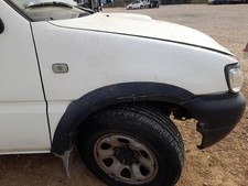 631000F032 aile avant droit