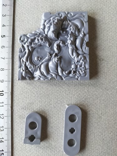 Ground tile miniature belly - ground, of