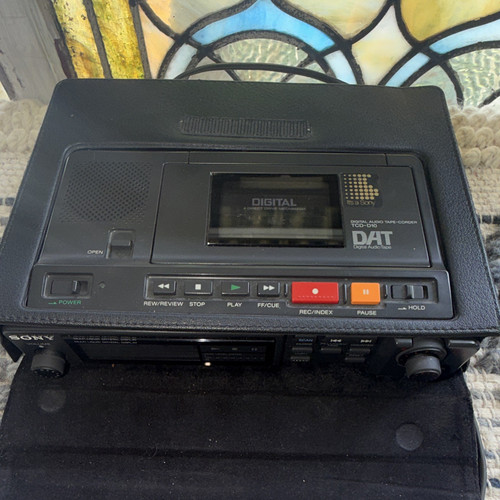 Sony tcd d10 - dat, tape