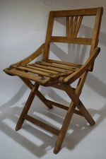 Ancienne Petite chaise pliante en bois pour enfant jouet jeu maison de poupée