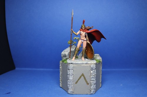 Figurine peinte résine - peinte,