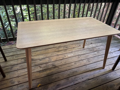 Table used good condition - table,