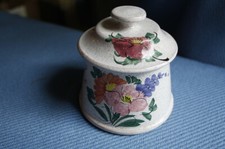 Pot couvert sucrier en grès poterie terre cuite la Faute sur Mer décor de fleurs