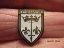 Ancienne broche en l'Honneur de Jeanne d'Arc Fleures de Lys Epée Couronne Royale