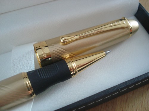 Stylo roller tout - tout, doré
