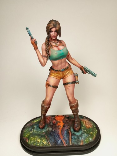 Lara croft figure oil - lara,