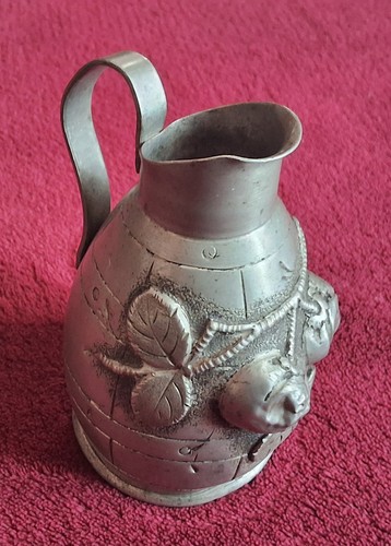 Ancien petit pichet vin en - à,