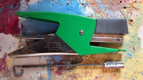 Agrafeuse bureau en metal - de,