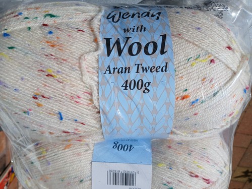Wendy with wool - with, tweed