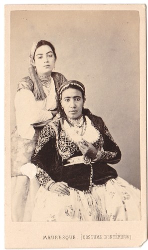 Jeunes femmes mauresques