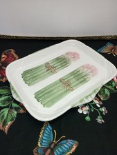 Plat Long  en Relief pour