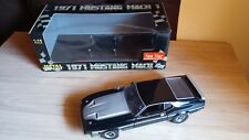 SUNSTAR ford Mustang Boss 351 1971 1/18