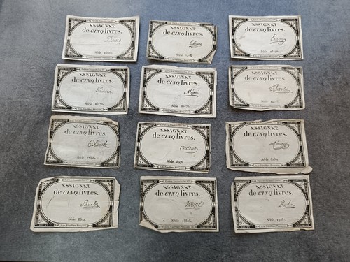 Lot assignats de 5 - 12,