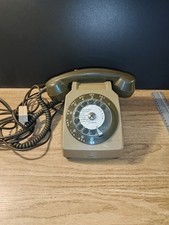 Ancien Téléphone Maron Vert Foncé à Cadran  Socotel   des années 80's A Saisir 