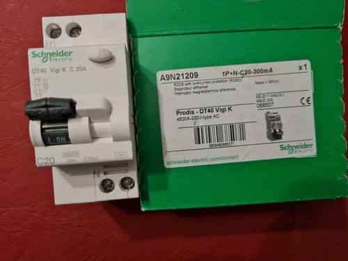 Dt40 vigi 20a 300ma - ,,