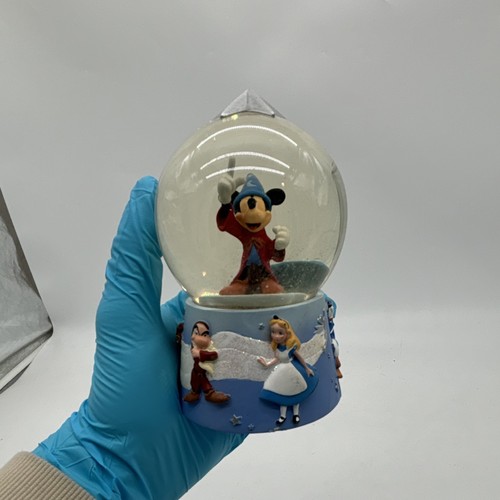Disney store snowglobe mickey - disney,