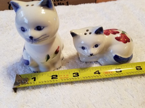 Hand painted porcelain cat - hand,