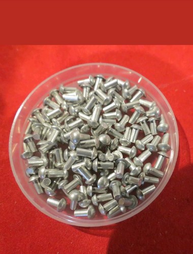 Dinky toys lot 100 rivets - toys, de