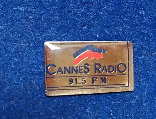 Rare pins radio cannes - pins, 91.5fm