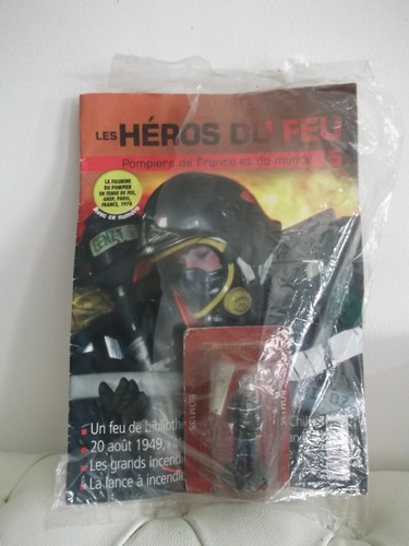 Neuf figurine plomb - +, revue