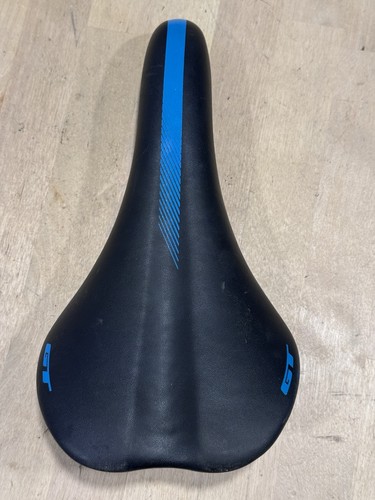 Newschool padded seat black - gt,