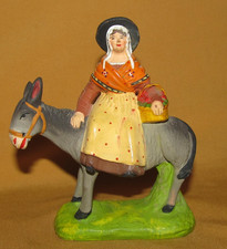 Santon crèche Carbonel femme sur âne hauteur 11 cm longueur 11 cm